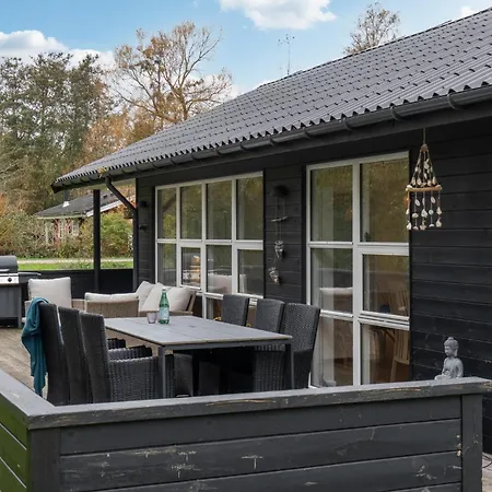3 Bedroom Stunning In Sjaellands Odde