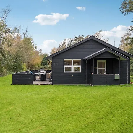 בית נופש Beautiful In Sjaellands Odde