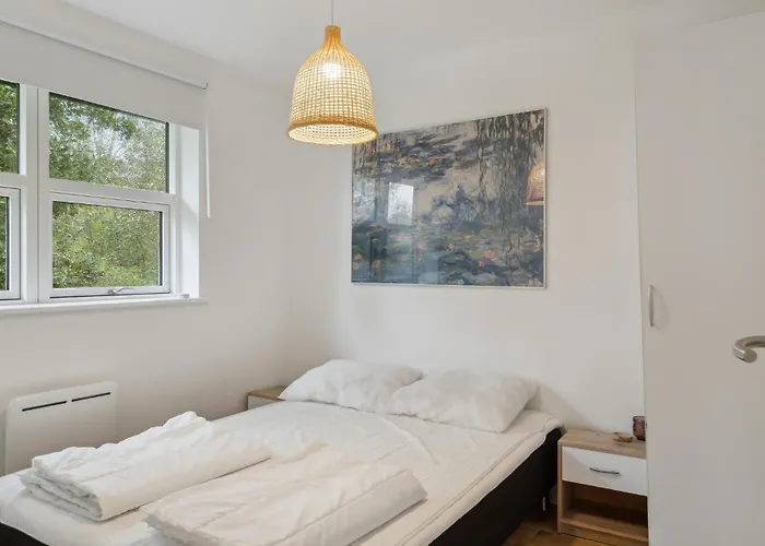 Ferienhaus Beautiful In Sjaellands Odde *